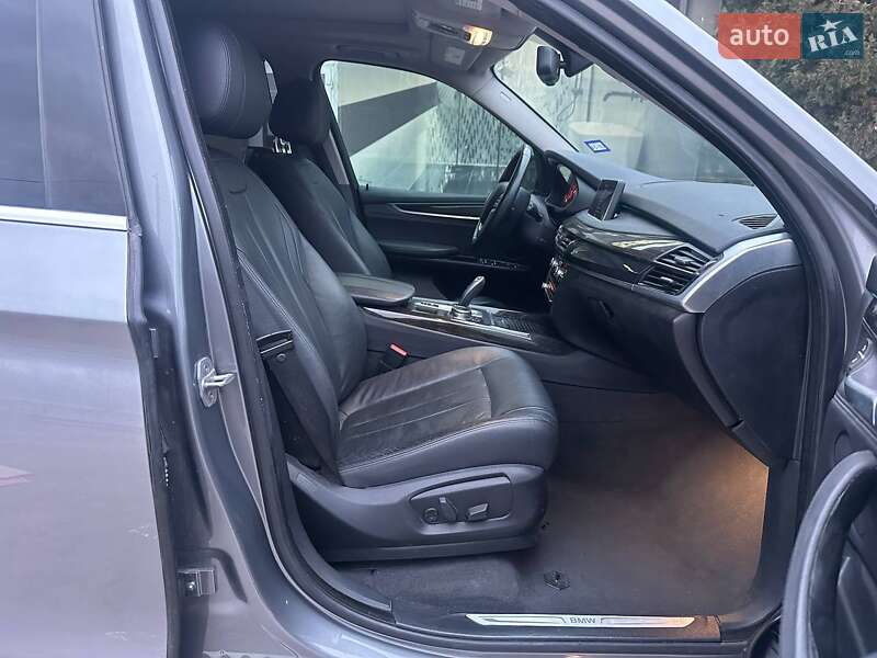 Внедорожник / Кроссовер BMW X5 2016 в Запорожье