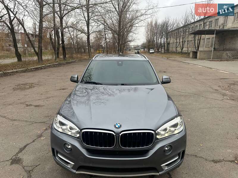 Внедорожник / Кроссовер BMW X5 2016 в Павлограде
