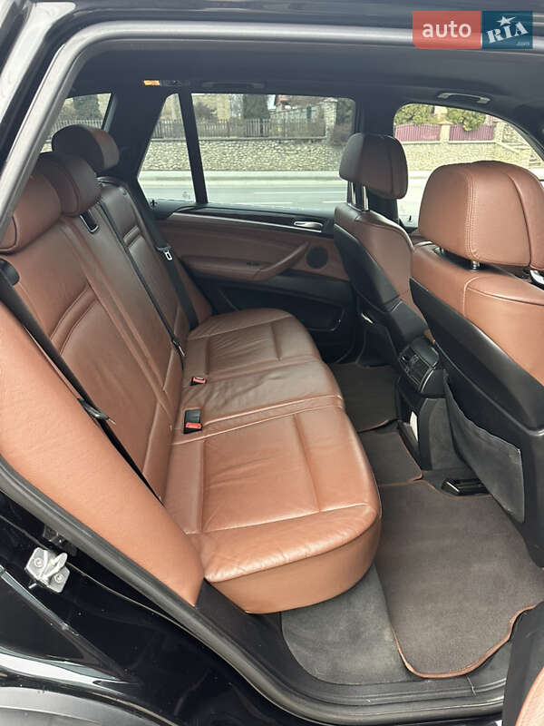 Внедорожник / Кроссовер BMW X5 2011 в Тернополе