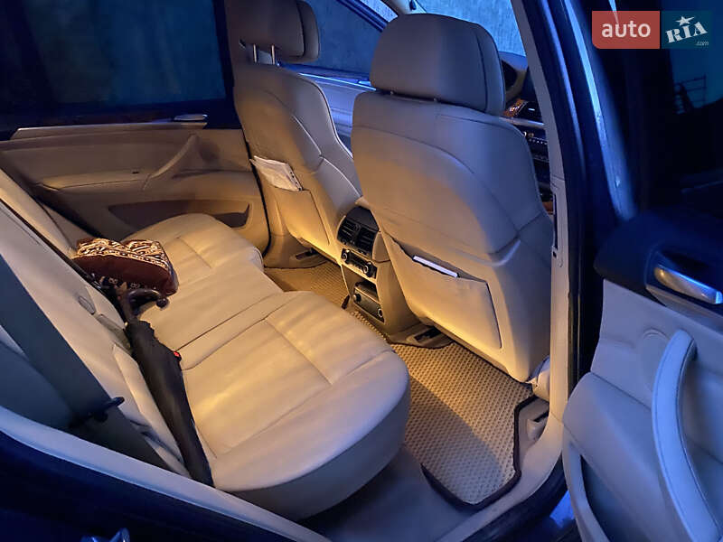 Внедорожник / Кроссовер BMW X5 2011 в Кривом Роге