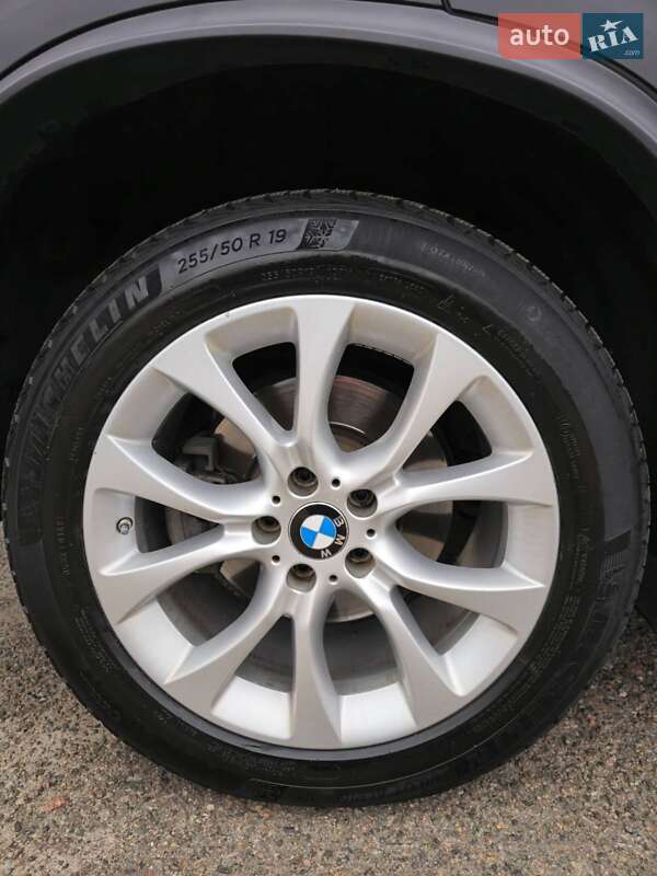 Внедорожник / Кроссовер BMW X5 2016 в Киеве