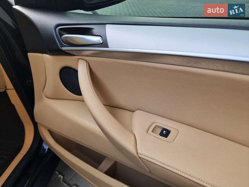 Позашляховик / Кросовер BMW X5 2012 в Хмельницькому