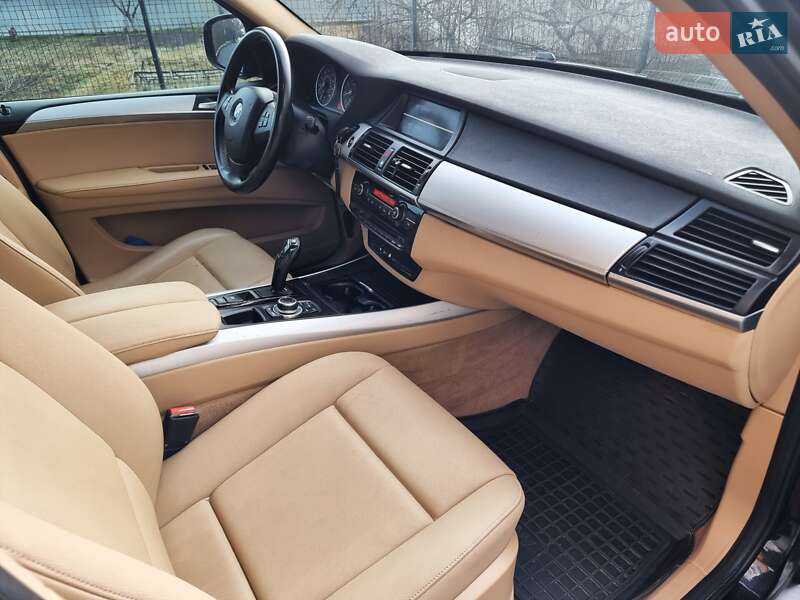 Позашляховик / Кросовер BMW X5 2012 в Хмельницькому