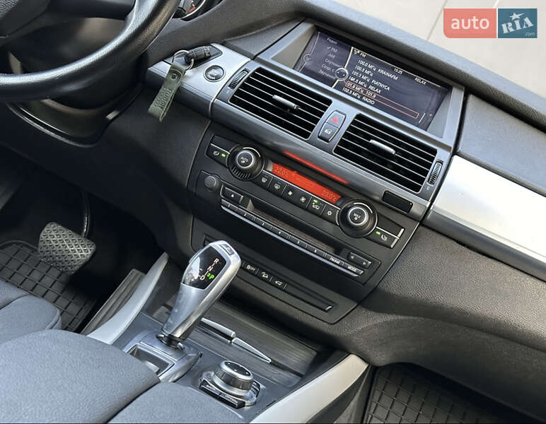 Внедорожник / Кроссовер BMW X5 2013 в Киеве