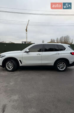 Позашляховик / Кросовер BMW X5 2021 в Києві