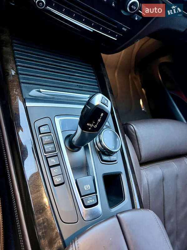 Позашляховик / Кросовер BMW X5 2014 в Києві