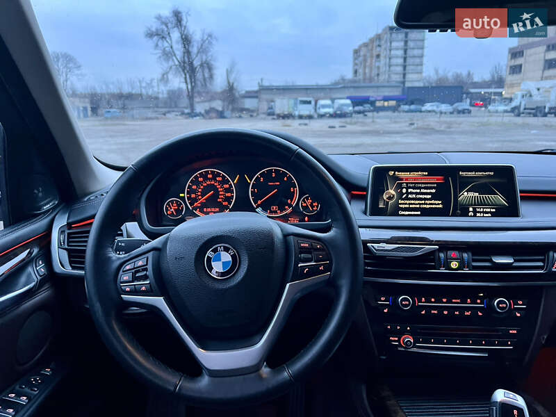 Позашляховик / Кросовер BMW X5 2014 в Києві