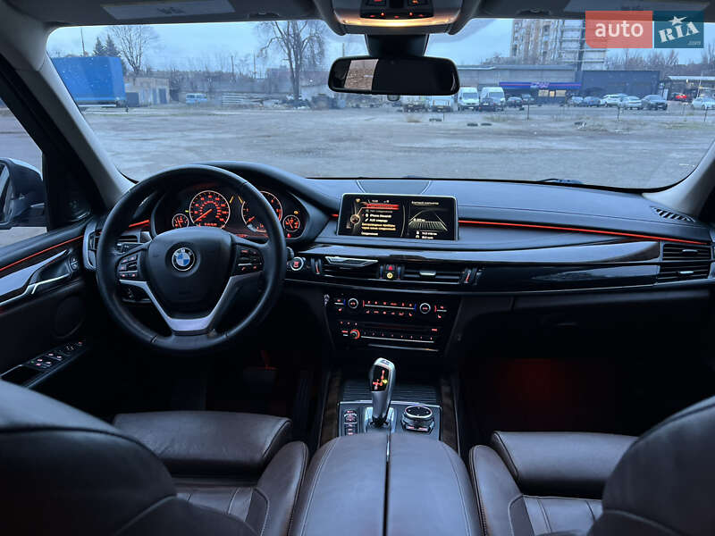 Позашляховик / Кросовер BMW X5 2014 в Києві