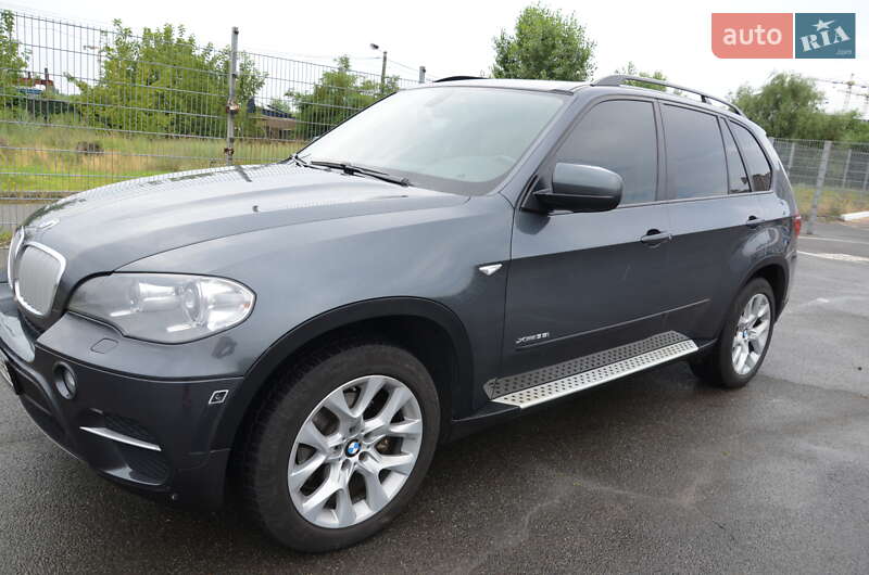 Внедорожник / Кроссовер BMW X5 2012 в 