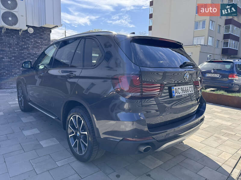 Позашляховик / Кросовер BMW X5 2015 в Луцьку
