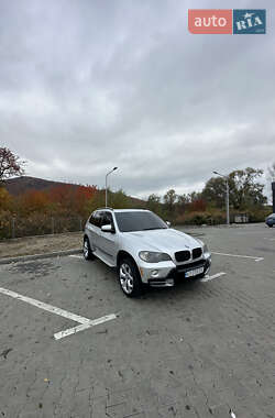 Позашляховик / Кросовер BMW X5 2009 в Чернівцях