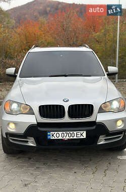 Позашляховик / Кросовер BMW X5 2009 в Чернівцях