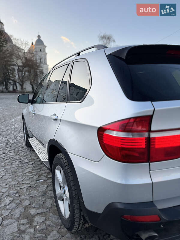 Внедорожник / Кроссовер BMW X5 2010 в Тернополе