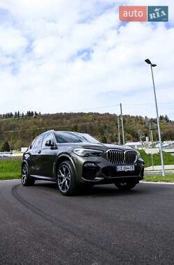 Позашляховик / Кросовер BMW X5 2020 в Чернівцях