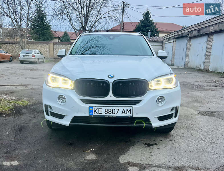 Позашляховик / Кросовер BMW X5 2014 в Києві
