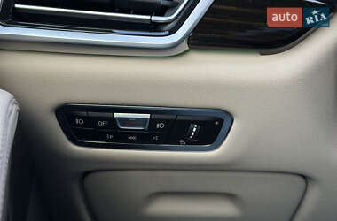 Внедорожник / Кроссовер BMW X5 2020 в 