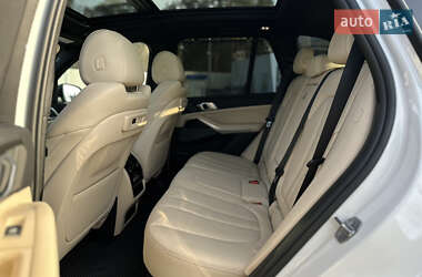 Внедорожник / Кроссовер BMW X5 2020 в 
