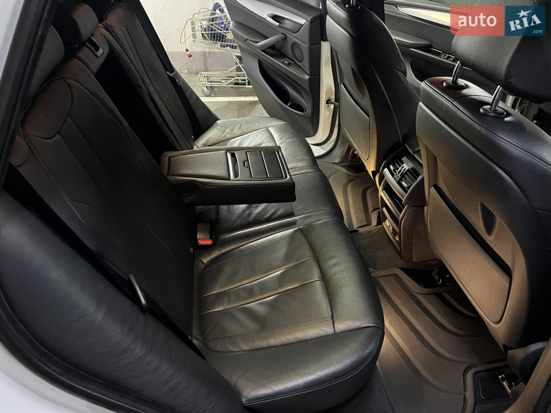 2016 BMW X5 - мініатюра 24