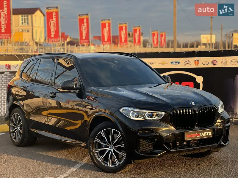 Позашляховик / Кросовер BMW X5 2022 в 