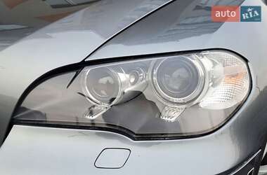 Позашляховик / Кросовер BMW X5 2013 в 