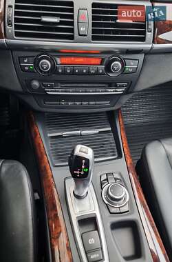 Позашляховик / Кросовер BMW X5 2013 в 