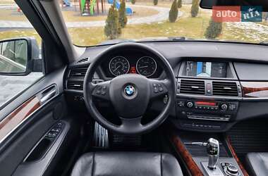 Позашляховик / Кросовер BMW X5 2013 в 