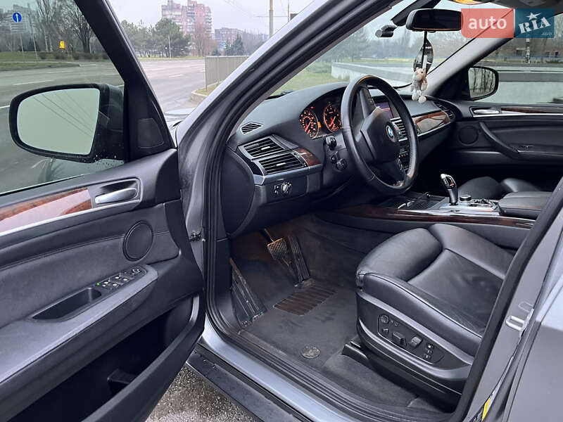 Внедорожник / Кроссовер BMW X5 2013 в Днепре