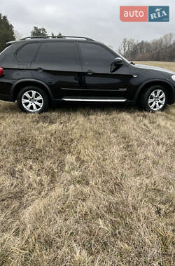 Внедорожник / Кроссовер BMW X5 2011 в 