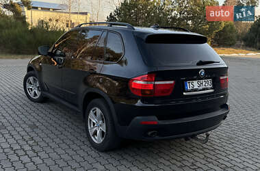 Внедорожник / Кроссовер BMW X5 2010 в Ровно