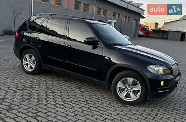 Внедорожник / Кроссовер BMW X5 2010 в Ровно