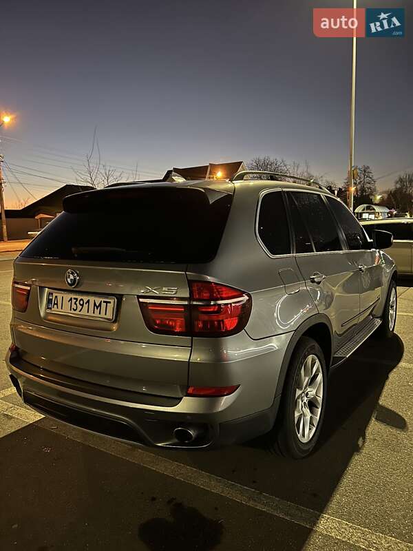 Позашляховик / Кросовер BMW X5 2013 в Києві