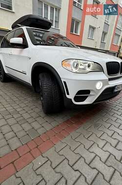 Позашляховик / Кросовер BMW X5 2011 в Івано-Франківську