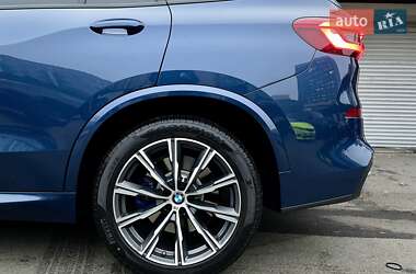 Внедорожник / Кроссовер BMW X5 2019 в 