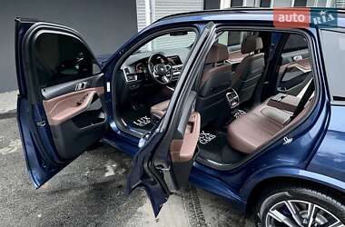 Внедорожник / Кроссовер BMW X5 2019 в 