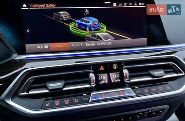 Внедорожник / Кроссовер BMW X5 2019 в 