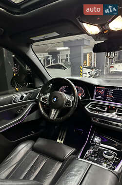 Внедорожник / Кроссовер BMW X5 2019 в 