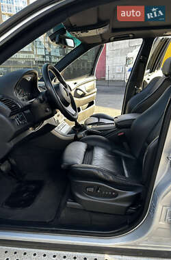 Внедорожник / Кроссовер BMW X5 2004 в 