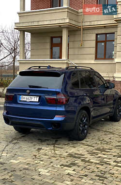 Внедорожник / Кроссовер BMW X5 2011 в 