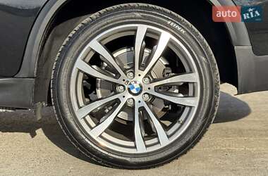 Внедорожник / Кроссовер BMW X5 2011 в 