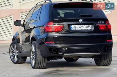 Внедорожник / Кроссовер BMW X5 2011 в 