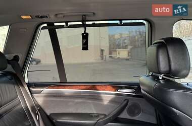 Внедорожник / Кроссовер BMW X5 2011 в 