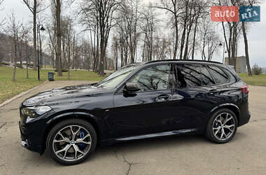 Внедорожник / Кроссовер BMW X5 2022 в Киеве