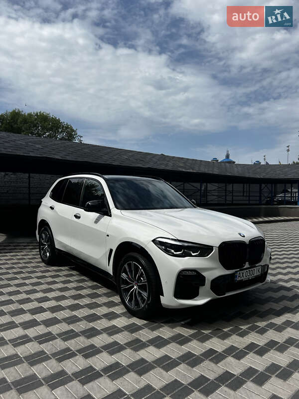 Внедорожник / Кроссовер BMW X5 2023 в 