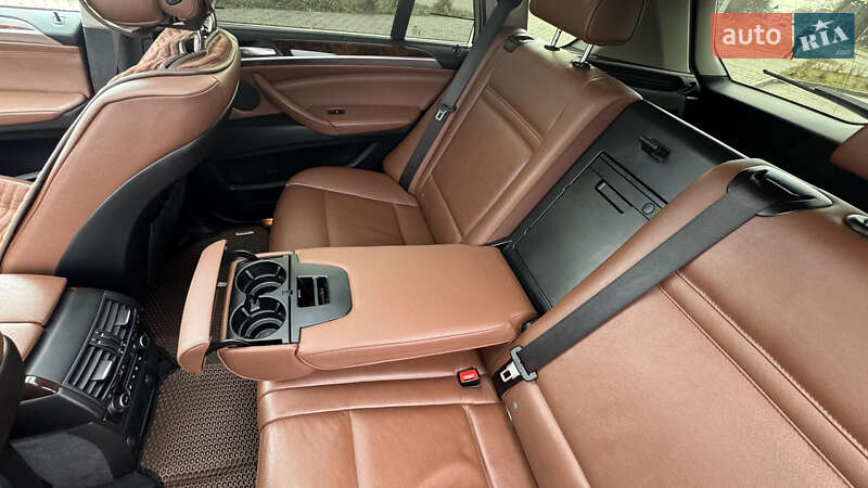Внедорожник / Кроссовер BMW X5 2012 в Львове