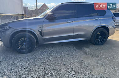 Позашляховик / Кросовер BMW X5 2016 в 