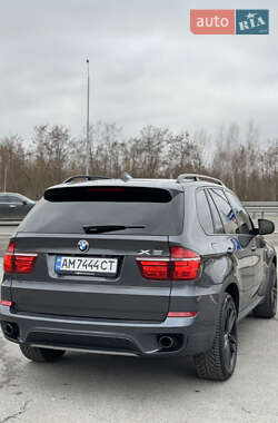 Позашляховик / Кросовер BMW X5 2011 в 