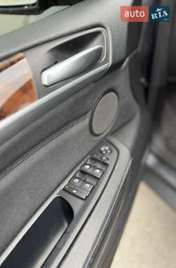 Позашляховик / Кросовер BMW X5 2011 в 
