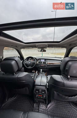 Позашляховик / Кросовер BMW X5 2011 в 