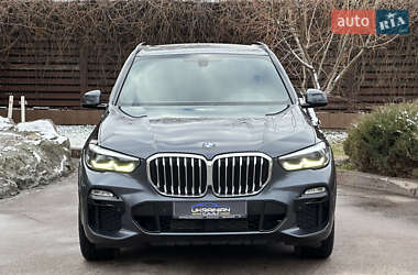 Внедорожник / Кроссовер BMW X5 2019 в 