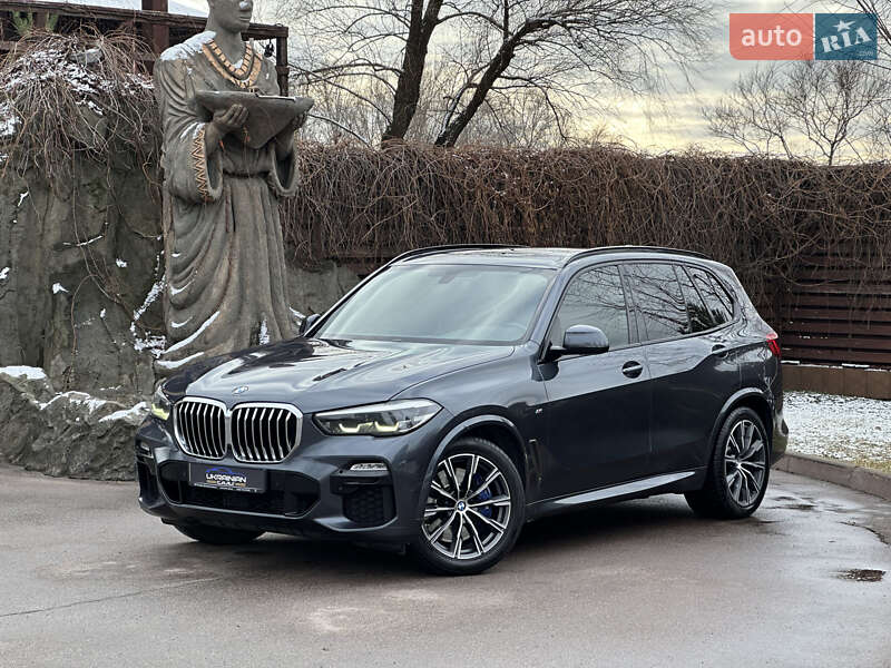 Внедорожник / Кроссовер BMW X5 2019 в 